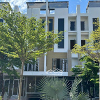 Cho Thuê Nhà Liền Kề Đã Xây Thô 4 Tầng 1 Tum Có Tầng Hầm Liên Hệ: 0978 740 188
