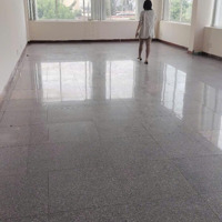 Cho Thuê Văn Phòng Đường Thành Thái, Phường 14, Quận 10Diện Tích95M2 Giá 27 Triệu/Tháng (76M2, 85M2,180M2)