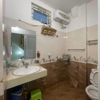 Cho Thuê Nhà Ngõ 124 Hoàng Ngân.diện Tích50M2 Xd 35M2 X 5T. Đầy Đủ Nội Thất. Giá 13 Triệu