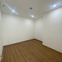 Chủ Bán 2 Phòng Ngủ65M2 Giá 2T7, Tầng Thấp,Công Viên, Mới 100%, Có Pass Xem. Liên Hệ: 090.330.4200 Ms Nguyên