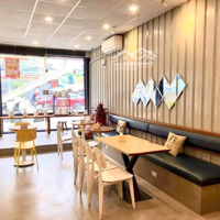 Cho Thuê Nhà Mặt Phố Chùa Lángdiện Tích70M2 X 3 Tầng,Mặt Tiền5M, Giá 45 Tr/Th
