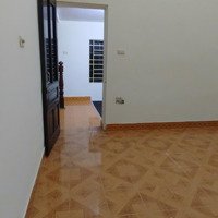 Cho Thuê Nhà Ở Riêng Lẻ. Ưu Tiên Hộ Gia Đình. Không Qua Trung Gian