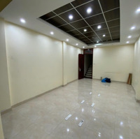 Cho Thuê Nhà Phố Đại Từ-Hoàng Mai, Diện Tích: 50M X 5 Tầng, Mt: 4M. Thông Sàn, Không Thang Máy, Mặt Hồ