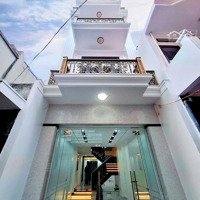 Bán Nhà 4 Tầng Xây Mới Độc Lập Phố Hai Bà Trưng !!!