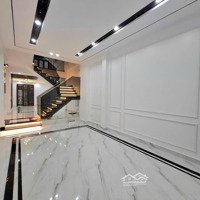 Bán Nhà 4 Tầng Xây Mới Độc Lập Phố Hai Bà Trưng !!!