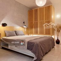 Cho Thuê Căn Hộ Hoàng Cầu Skylinediện Tích95M, 2 Ngủ, Full Đồ View Hồ Giá Bán 18 Triệu/ Tháng 0903261466