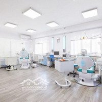 Siêu Vị Trí! Góc 2Mt Cmt8 Ngay Vòng Xoay Phù Đổng Nhà 8X20 2 Tầng Trống Suốt Vỉa Hè Rộng Kinh Doanh
