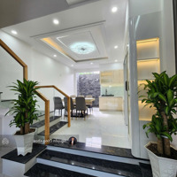 Bán Nhà Đẹp Mà Giá Tốt, Đúc 3 Tấm, Full Nội Thất, 4 Phòng Ngủ, Kdc P.bình Chuẩn, Tp.thuận An