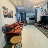 Mặt Tiền 5M5 Nhà 3 Tầng Có Gara Oto- Ngay Tthc Quận Hải Châu - Gần Sông Hàn Giá Giảm Còn 6Tỷ