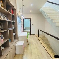 Mặt Tiền 5M5 Nhà 3 Tầng Có Gara Oto- Ngay Tthc Quận Hải Châu - Gần Sông Hàn Giá Giảm Còn 6Tỷ