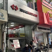 Nhà Mặt Phố Cho Thuê 208 Thái Hà 55M2X5T Mặt Tiền 5M Vị Trí Siêu Đẹp Kinh Doanh Cực Tốt