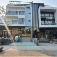 Biệt Thự Khu Q Ciputra - Biệt Phủ Hơn 400M2 - View Sông, Sân Golf - 5 Tầng Thang Máy - Giá: 115 Tỷ