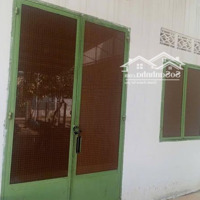 Chú Thuỷ Cần Sang Gấp Dãy Trọ 10 Phòng Như Hình