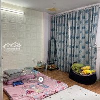 Siêu Phẩm Bồ Đề - Mặt Tiền Rộng - Ô Tô Ngủ Trong Nhà - Nhà Đẹp Gần Phố.