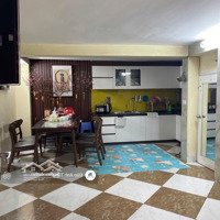 Siêu Phẩm Bồ Đề - Mặt Tiền Rộng - Ô Tô Ngủ Trong Nhà - Nhà Đẹp Gần Phố.