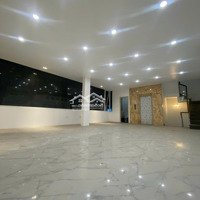 Cho Thuê Tòa Nhà Góc 2Mt Số 93 Hòa Hưng . Phường 12 . Quận 10 .Diện Tích15Mx10M .1 Hầm ,4 Lầu,Thang Máy