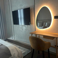 Bán Gấp Căn Hộ Melody Âu Cơ Tân Phú 3 Phòng Ngủ 94M2 Giá Bán 3.8 Tỷ, Nhà Đẹp, Full Nội Thất. Liên Hệ: 09 3381 3383.