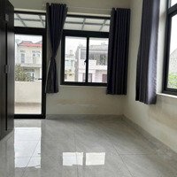 Cho Thuê Phòng Diện Tích: 18 Đến 35 M2 Bao Gồm Máy Lạnh, Máy Nước Nóng, Tủ Áo Quần, Tủ Bếp