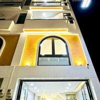Nhà Ngang 4m dài 13m, Hẻm thông ô tô đỗ cửa, gần đường Hoàng Văn Thụ, Nhỉnh 7Tỷ