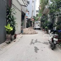Bán Lô Đất Duy Nhất 40M2 Tại Phường Việt Hưng, Ngõ Thông Ô Tô Nhỏ. Giá Bán 4 Tỷ Xíu Dành Cho Nhà Đầu Tư