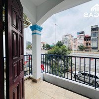 Cho Thuê 2N1K Ban Công - Full Nội Thất Mới Nằm Ngay Âu Cơ - Sazihome Tay Hồ - Khu Đô Thị Ciputra