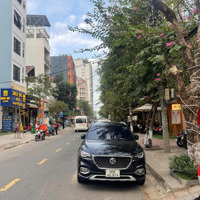 Bán Cặp Đất Phố Hàn Quốc Cách Biển 300M