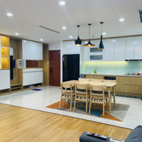 Tòa S2 Goldmark City. Diện Tích: 135M2, 3 Phòng Ngủ 2 Vệ Sinh, Giá: 7,5 Tỷ. Full Nội Thất, Tầng Trung. Bao Phí