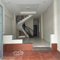 Cho Thuê Nhà Mặt Tiền Hoa Lan, P. 2 Q. Phú Nhuận. Ngang 4M Dài 16M, 1 Trệt 3 Lầu