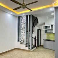 Bán nhà phố Hạ Đình, Thanh Xuân. 34m2 x 5 Tầng, MT 4m. NHÀ ĐẸP. GẦN PHỐ. Hơn 7 Tỷ.