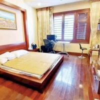 Bán nhà Giảng Võ, Ba Đình, ôtô đỗ cửa, 133mx3t, 24.3 tỷ, 0985696268