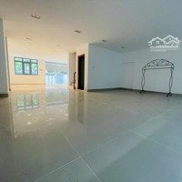 Cho Thuê Nhà Mặt Tiền Hoa Lan ( Khu Phan Xích Long) 8*18M, 1 Hầm, 4 Lầu, Thang Máy