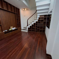 Cho Thuê Nhà Đẹp, 40M X 4,5 Tầng, Ngõ Phố Yên Hòa - Câu Giấy, Tiện Ở Hộ Gia Đình Ở, Or Kd Online.