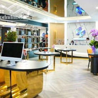 Cực Phẩm Cho Thuê Mặt Bằng Tại Kim Mã Tuyến Phố Tấp Nập Đông Đúc Nhận Diện Đỉnh Với Mặt Tiền 13M