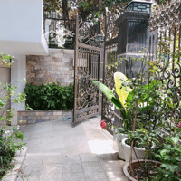 Chính Chủ Cần Bán Biệt Thự Đường Bùi Tá Hán, An Phú, Quận 2.Diện Tích160M2, Sổ Hồng Riêng, Liên Hệ: 0909952877