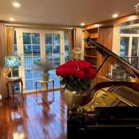 Bán Biệt Thự Ciputra- Thang Máy- 335m2x3T- Khu Vip ! Giá chào bán 110 Tỷ