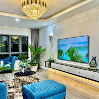 Chính Chủ Bán Căn Góc 3 Phòng Ngủ 127M2 Ban Công Đông Nam. Giá Bán 6,9 Tỷ - Liên Hệ 0946 566 549