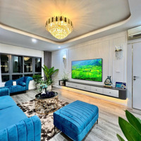 Chính Chủ Bán Căn Góc 3 Phòng Ngủ 127M2 Ban Công Đông Nam. Giá Bán 6,9 Tỷ - Liên Hệ 0946 566 549