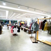 Cho Thuê Nhàmặt Tiềnsư Vạn Hạnh, Quận 10 (Ngang 8M*20M_Hầm 4 Tầng) Giá 150 Triệu