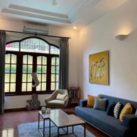 Biệt thự Văn Phú view công viên 200m2 xây 4 tầng giá 42.5 tỷ.