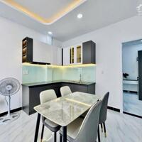 SIÊU PHẨM! Nhà MT Đường Lê Văn Sỹ.Quận 3 .Giá chỉ 4tỷ2/55M2.SHR