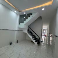 Nhà mới, Tỉnh Lộ 10, BTĐ, Bình Tân (73m2 - 4 x 18 x 2T) giáp Quận 6, chỉ 4,7 tỷ TL
