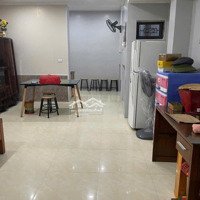 Bán Nhà 2 Tầng Đẹp Sát Đèn Đỏ Ngã 4 Phú Sơn