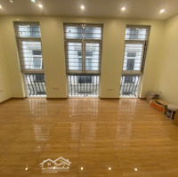 Cho Thuê Nhà Trần Thái Tông, Cầu Giấy 85 Mét 6 Tầng Thang Máy Mới Đẹp