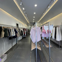 Nhà Mặt Tiền 5 Tầng Cho Thuê, Cách Mạng Tháng Tám, Trung Tâm Quận 3 Sầm Uất