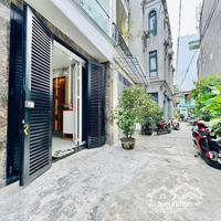Kẹt Tiền Bán Nhà Phạm Phú Thử, Phường 11, Tân Bình- Giá: 3.9Tỷ/ 68,5M2 (5,3X16M). Sổ Sẵn