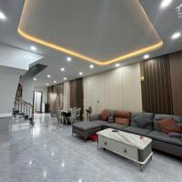Sang nhượng căn nhà nằm tại Gói 3 kdt Mỹ Gia -- Nha Trang. mặt đường 13m, nhà hướng Đông Bắc.