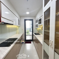 Chính Chủ Cần Bán Gấp Căn Hộ 3Pn+ 134M2 Đã Có Sổ Hồng, Full Nội Thất Cao Cấp Trống Sẵn Giao Ngay