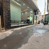 Chủ Nhà Bán Gấp - Nhà Đẹp 45M2 5 Tầng Hơn 5 Tỷ - Cách Mặt Phố Xốm 50M