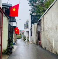 Bán 93m2 đất Minh Quyết, Khai Quang giá 2,05 tỷ. Lh 0399.566.078