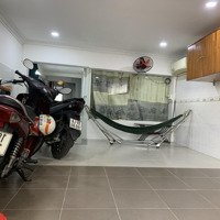 Cho Thuê Nhà Có Gia Đình 4 Phòng Ngủ, Khu Vực Anh Ninh, Yên Tĩnh